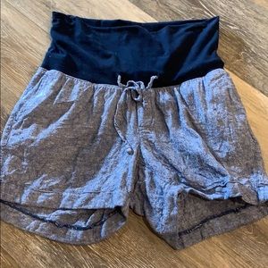 Old Navy maternity linen shorts